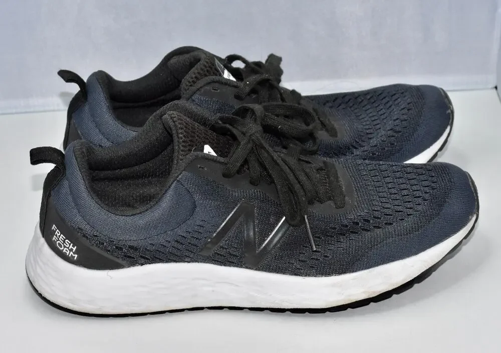 New Balance Women's Fresh Foam Arishi V3 Classic Running Comfort Shoe / Size 8